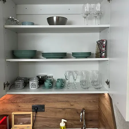 R2 Kop Konaci 아파트 *